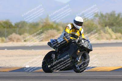 media/Nov-06-2023-Moto Forza (Mon) [[ce023d0744]]/4-Beginner Group/Session 3 (Turn 2)/